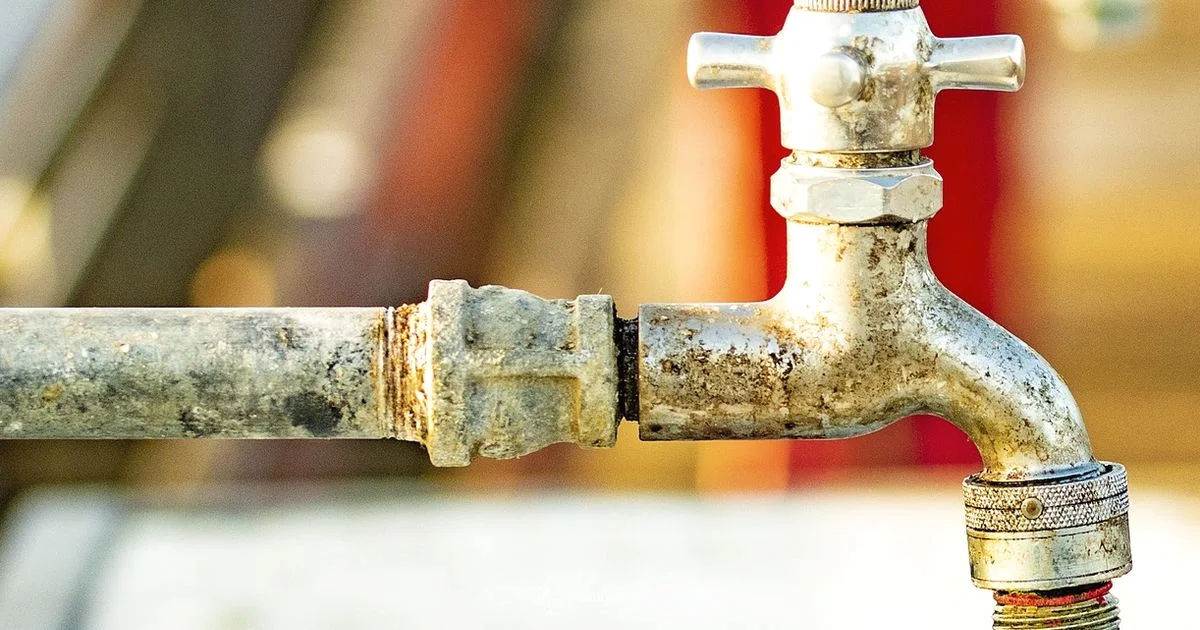 Drain vs Pipe - Drain Guide