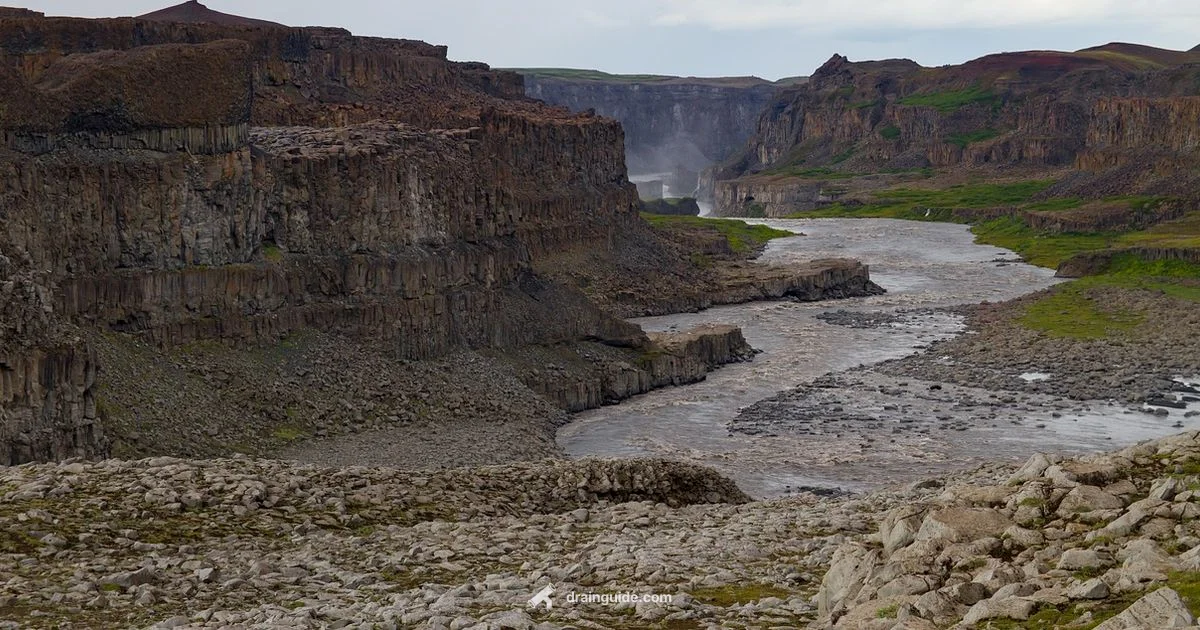 Radial Drainage Explained Radial Drainage Explained - Drain Guide